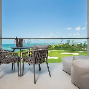 Deluxe Ocean View Triple